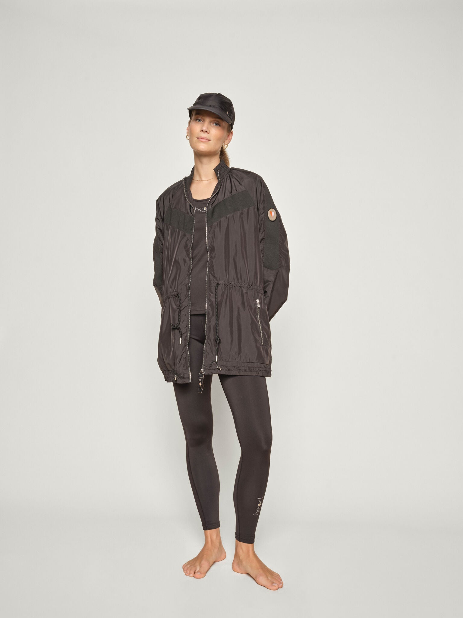 Modelshot / Black / Detail